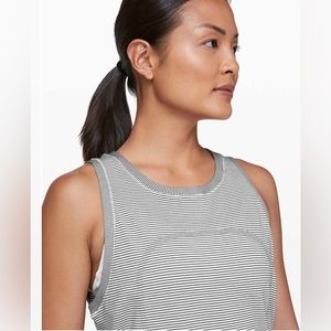 Lululemon Breeze Tank *Relaxed Fit